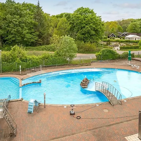 2 Bedroom Awesome In Feriehus *