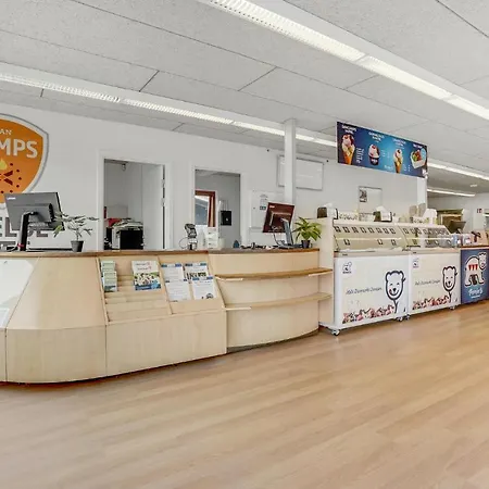 2 Bedroom Awesome In